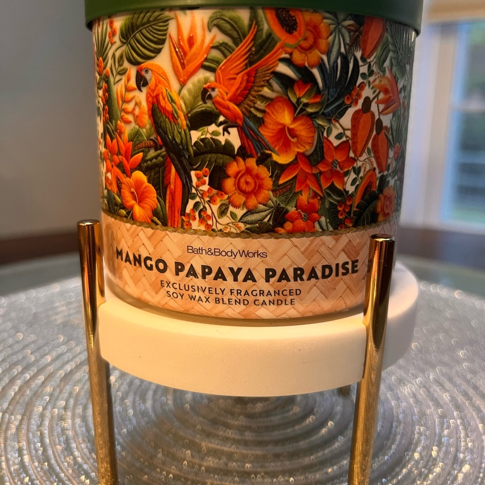 Bath & Body Works Mango Papaya Paradise Tropical 3 Wick Candle NWT Spring 2025